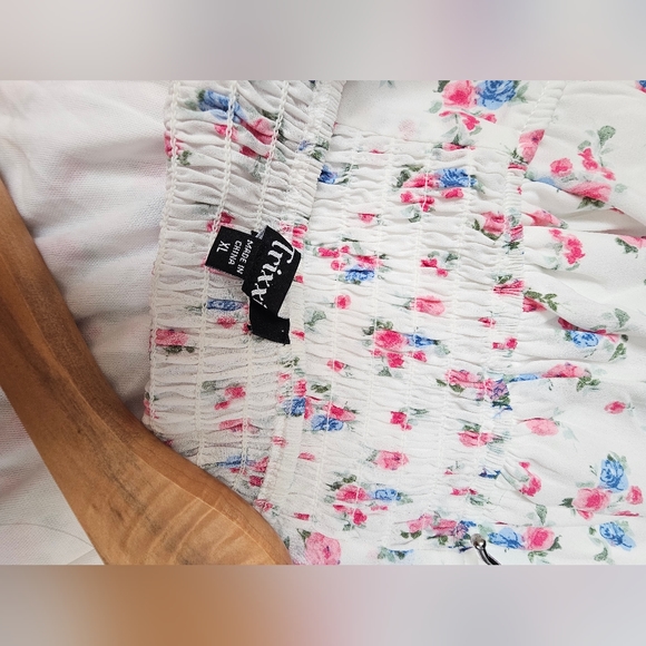 Trixxi floral dress - Picture 5 of 7